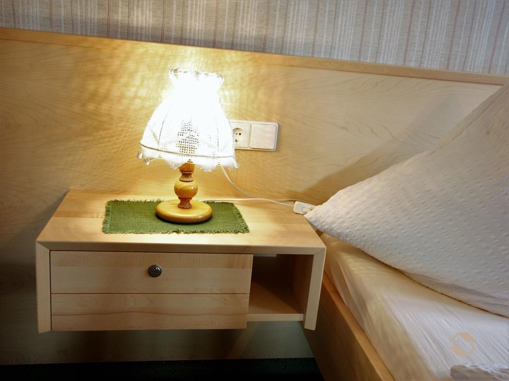 Gaestehaus Wissler トートナウ 部屋 写真